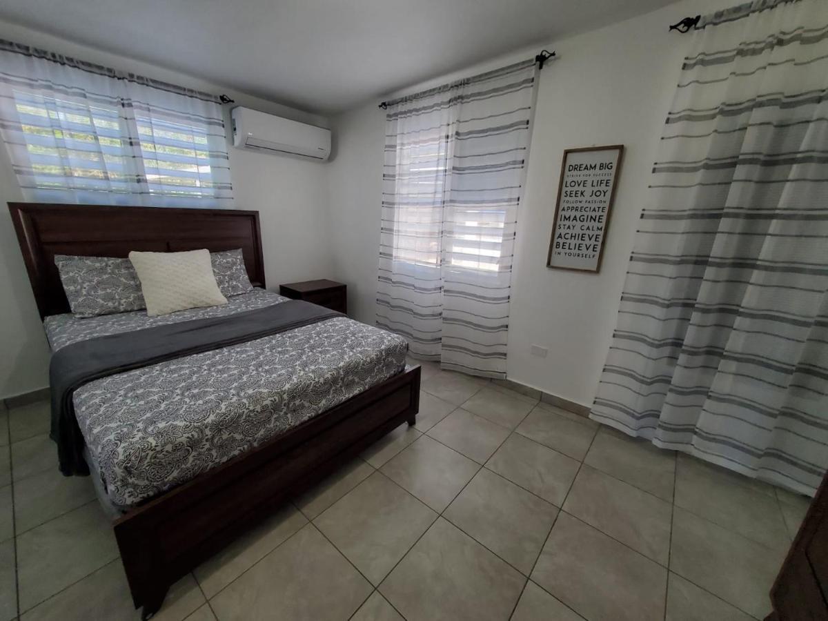 Aguadilla Sunrise Apt With Ac Wifi 8 Minute Walk From Crashboat Beach Extérieur photo